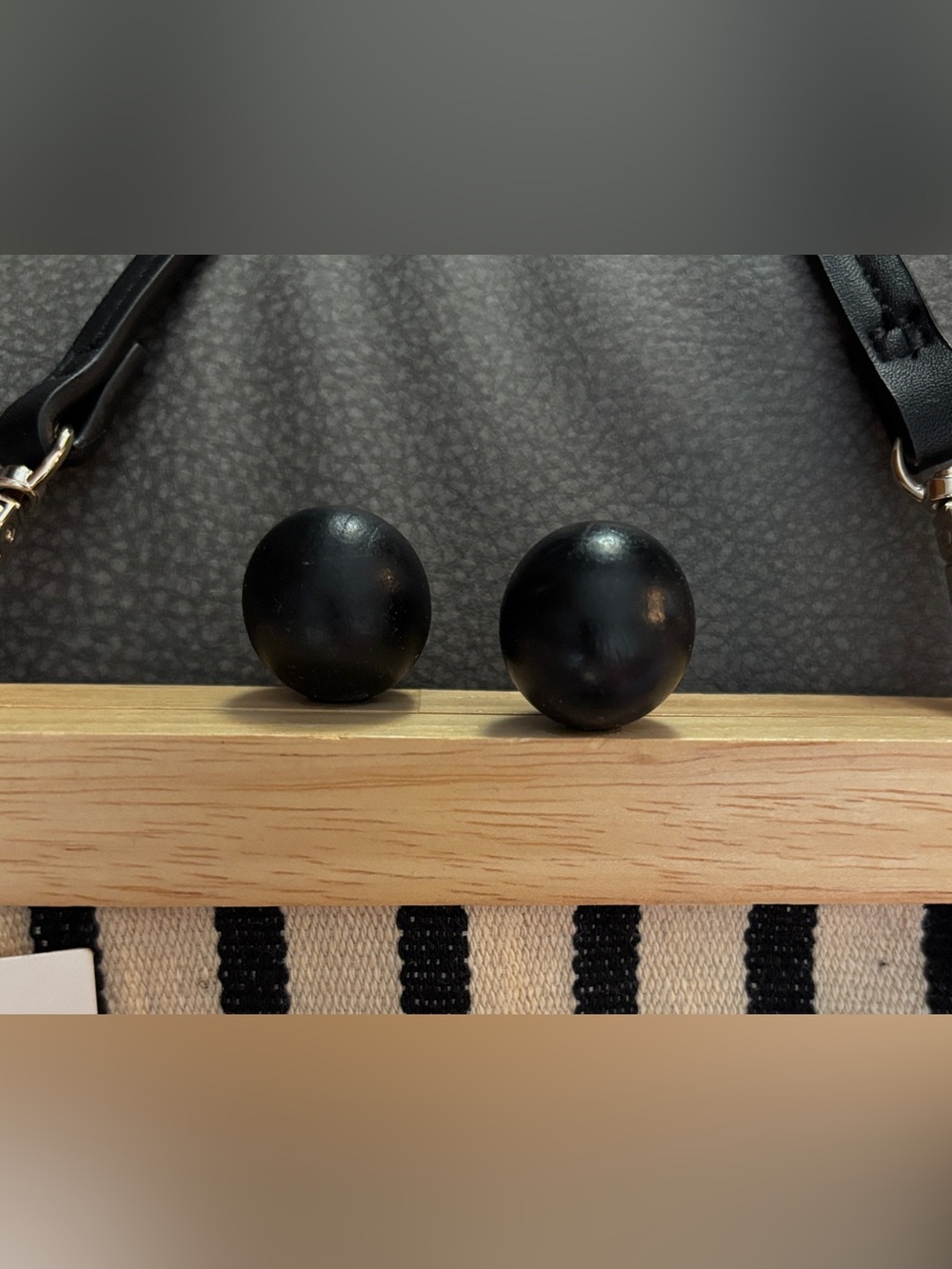 Zara Canvas Crossbody Bag, Wooden Kiss-Lock, Striped Cream & Black NWT Retail$69 - Picture 5 of 11